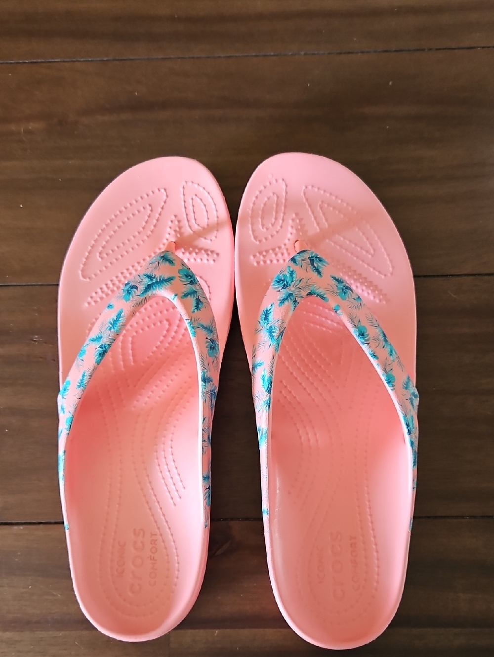 CROCS Women's Coral Pink Flip Flop Sandals with Teal Palm-Print Straps